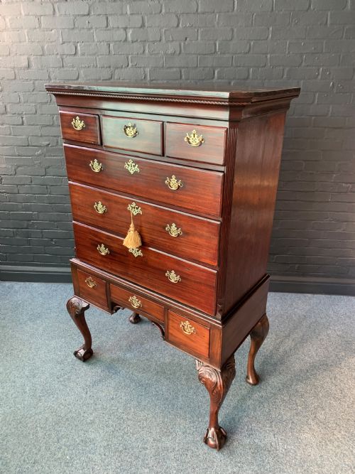 GEORGE III MAHOGANY CHEST ON STAND - ADDITIONAL PHOTO 5
