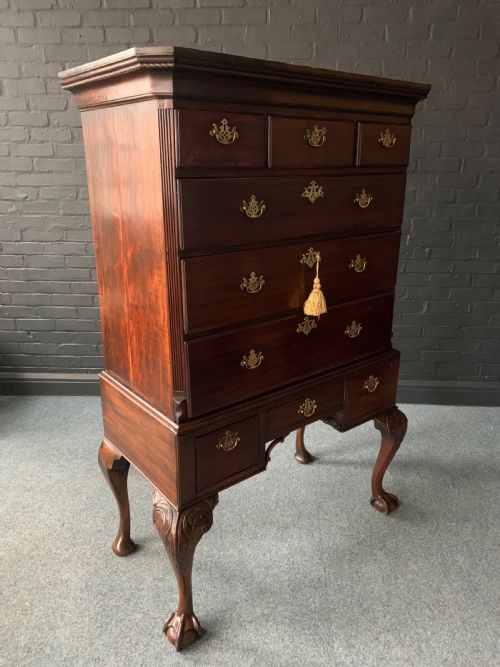 GEORGE III MAHOGANY CHEST ON STAND - ADDITIONAL PHOTO 6