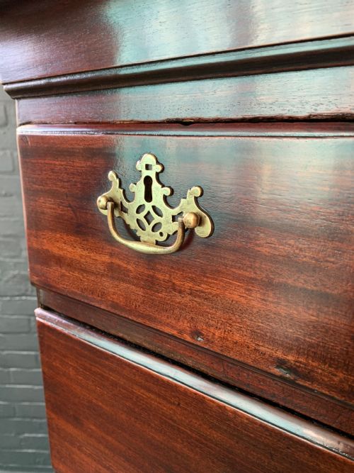 GEORGE III MAHOGANY CHEST ON STAND - ADDITIONAL PHOTO 10