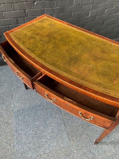 MAHOGANY BOW FRONTED DESK - ADDITIONAL PHOTO 7