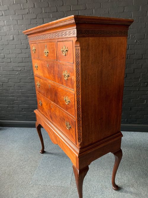 ATTRACTIVE GEORGE III CHEST ON STAND - ADDITIONAL PHOTO 3