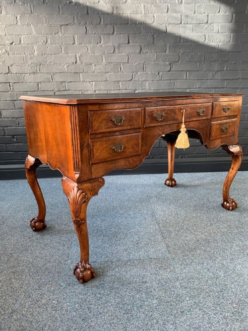 GEORGE II STYLE WALNUT WRITING TABLE - ADDITIONAL PHOTO 2