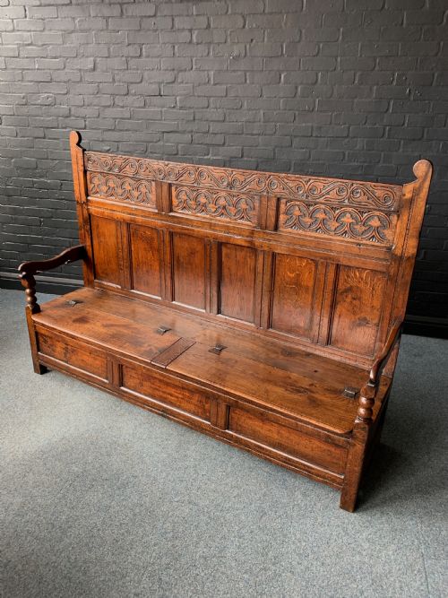 CARVED OAK HALL SETTLE BENCH - ADDITIONAL PHOTO 1