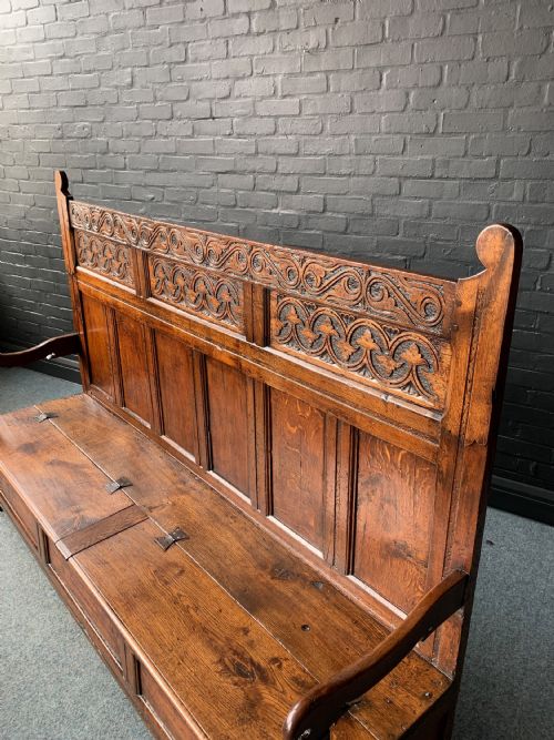 CARVED OAK HALL SETTLE BENCH - ADDITIONAL PHOTO 5