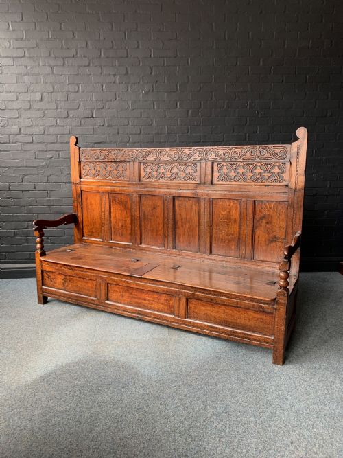 CARVED OAK HALL SETTLE BENCH - ADDITIONAL PHOTO 6