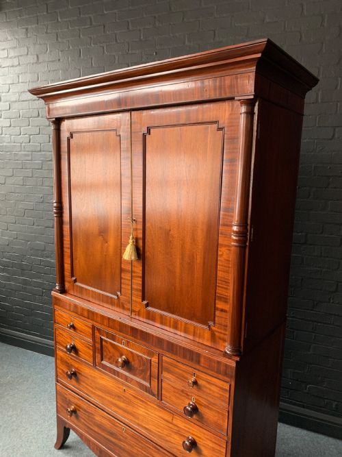 REGENCY MAHOGANY LINEN PRESS - ADDITIONAL PHOTO 1