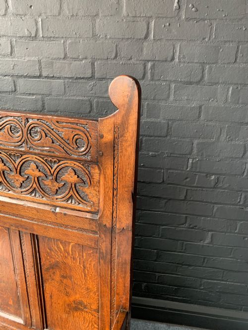 CARVED OAK HALL SETTLE BENCH - ADDITIONAL PHOTO 7