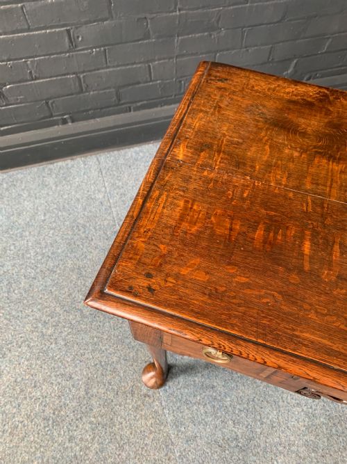 18TH CENTURY OAK LOWBOY - ADDITIONAL PHOTO 2