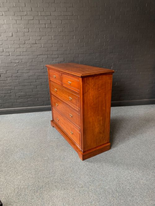 VICTORIAN WALNUT CHEST OF DRAWERS - ADDITIONAL PHOTO 1
