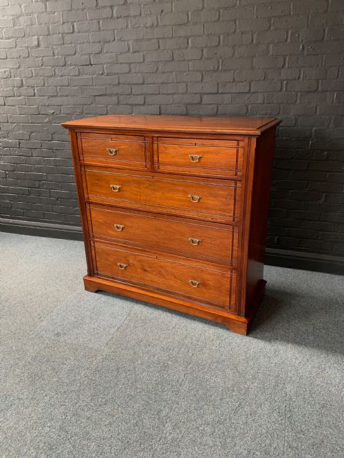 VICTORIAN WALNUT CHEST OF DRAWERS - ADDITIONAL PHOTO 3