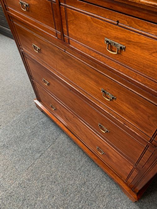 VICTORIAN WALNUT CHEST OF DRAWERS - ADDITIONAL PHOTO 4
