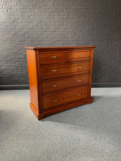 VICTORIAN WALNUT CHEST OF DRAWERS - ADDITIONAL PHOTO 7