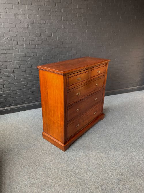 VICTORIAN WALNUT CHEST OF DRAWERS - ADDITIONAL PHOTO 8