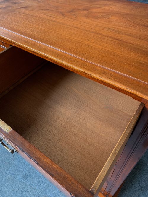 VICTORIAN WALNUT CHEST OF DRAWERS - ADDITIONAL PHOTO 11