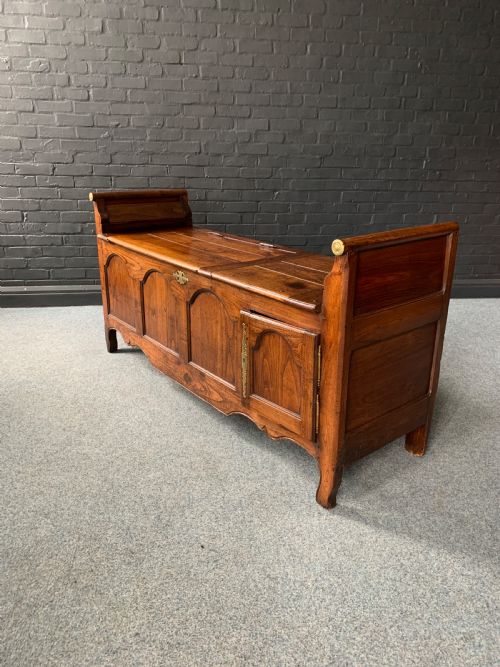 CONTINENTAL ANTIQUE 18TH OAK BENCHCOFFER - ADDITIONAL PHOTO 9