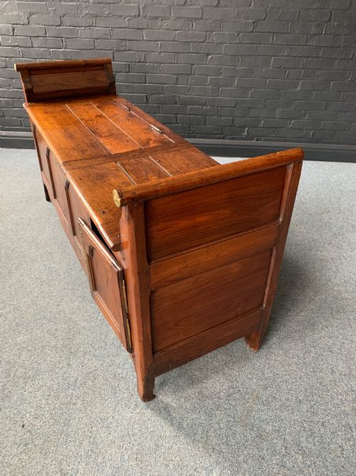 CONTINENTAL ANTIQUE 18TH OAK BENCHCOFFER - ADDITIONAL PHOTO 10
