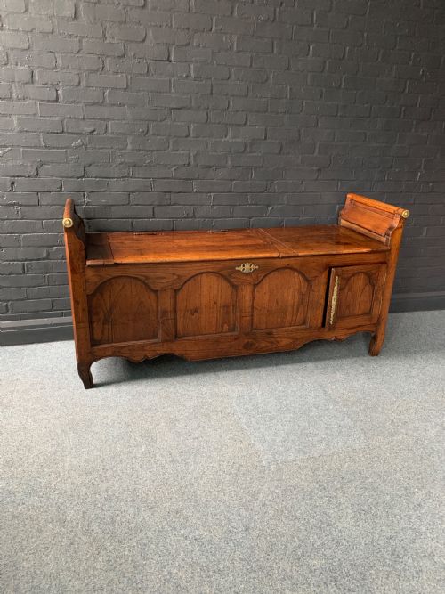 CONTINENTAL ANTIQUE 18TH OAK BENCHCOFFER - ADDITIONAL PHOTO 12