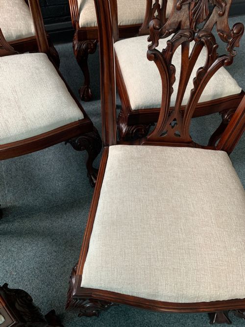 GOOD QUALITY SET OF EIGHT CHIPPENDALE STYLE MAHOGANY DINING CHAIRS - ADDITIONAL PHOTO 4