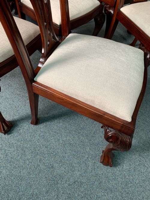 GOOD QUALITY SET OF EIGHT CHIPPENDALE STYLE MAHOGANY DINING CHAIRS - ADDITIONAL PHOTO 8