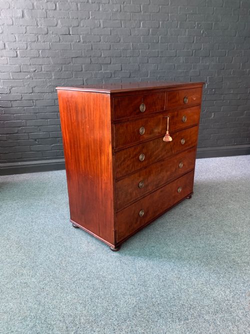 19TH CENTURY MAHOGANY CHEST OF DRAWERS - ADDITIONAL PHOTO 3