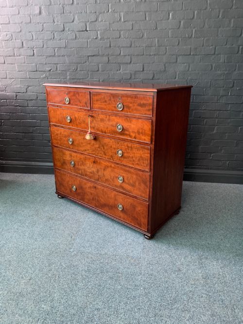 19TH CENTURY MAHOGANY CHEST OF DRAWERS - ADDITIONAL PHOTO 4