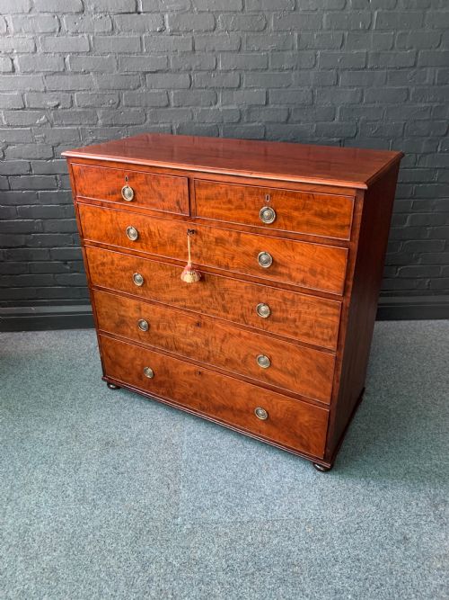19TH CENTURY MAHOGANY CHEST OF DRAWERS - ADDITIONAL PHOTO 9
