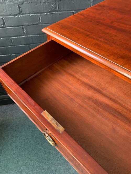 19TH CENTURY MAHOGANY CHEST OF DRAWERS - ADDITIONAL PHOTO 10