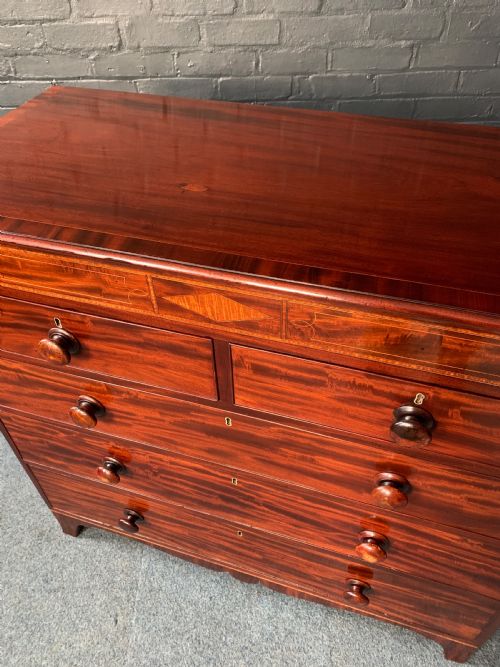 19TH CENTURY INLAID MAHOGANY CHEST OF DRAWERS - ADDITIONAL PHOTO 6