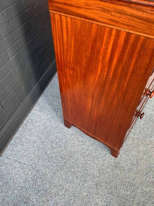 19TH CENTURY INLAID MAHOGANY CHEST OF DRAWERS - ADDITIONAL PHOTO 7