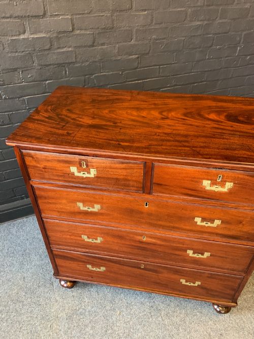 19TH CENTURY MAHOGANY MILITARY CAMPAIGN CHEST - ADDITIONAL PHOTO 3