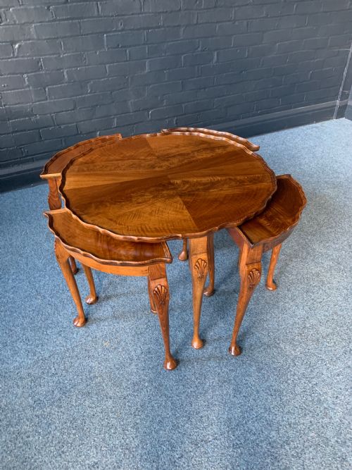 QUEEN ANNA STYLE CIRCULAR NEST OF TABLECOFFEE TABLE - ADDITIONAL PHOTO 6