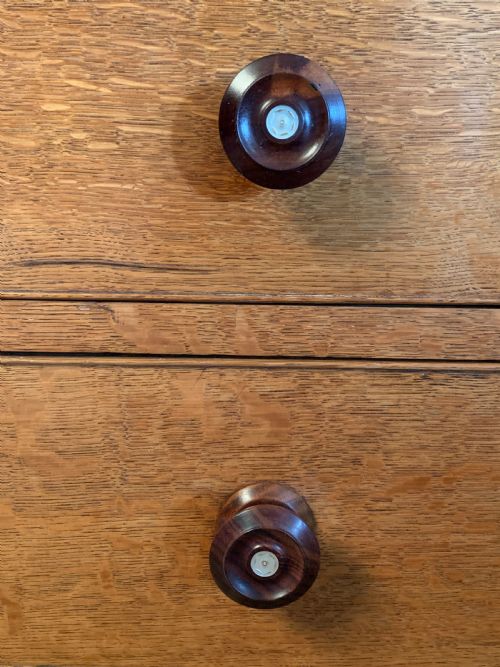 19TH CENTURY OAK HOUSEKEEPERS CUPBOARD - ADDITIONAL PHOTO 5
