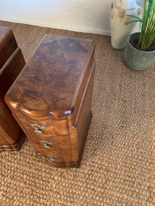 PAIR OF ART DECO BURR WALNUT BEDSIDE NIGHTSTANDS - ADDITIONAL PHOTO 3