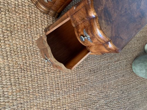 PAIR OF ART DECO BURR WALNUT BEDSIDE NIGHTSTANDS - ADDITIONAL PHOTO 7