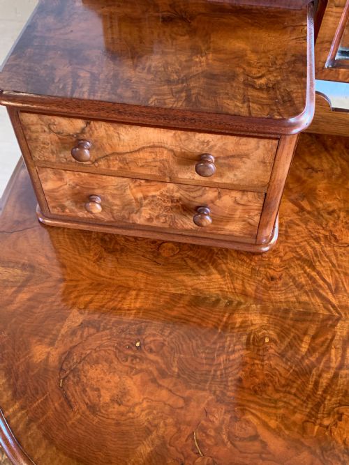 VICTORIAN BURR WALNUT DUCHESS DRESSING TABLE - ADDITIONAL PHOTO 1