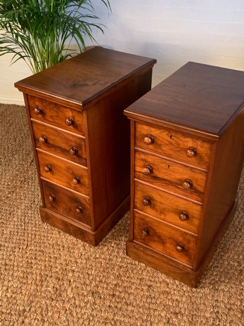 PAIR OF ANTIQUE VICTORIAN WALNUT BEDSIDE CHESTS - ADDITIONAL PHOTO 5