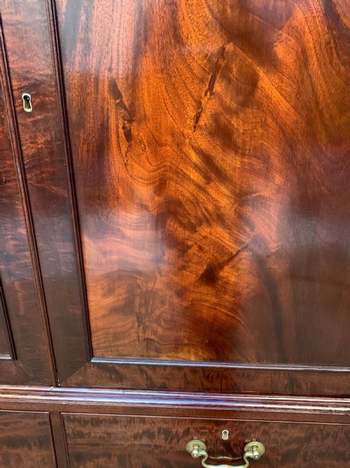 19TH CENTURY MAHOGANY LINEN PRESS - ADDITIONAL PHOTO 6