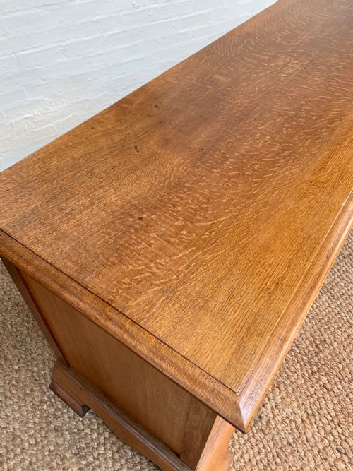 LARGE ANTIQUE 19TH OAK SIDEBOARD BUFFET - ADDITIONAL PHOTO 9