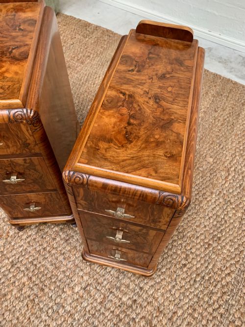 QUALITY FIGURED WALNUT BEDSIDE CABINETNIGHT STAND - ADDITIONAL PHOTO 26