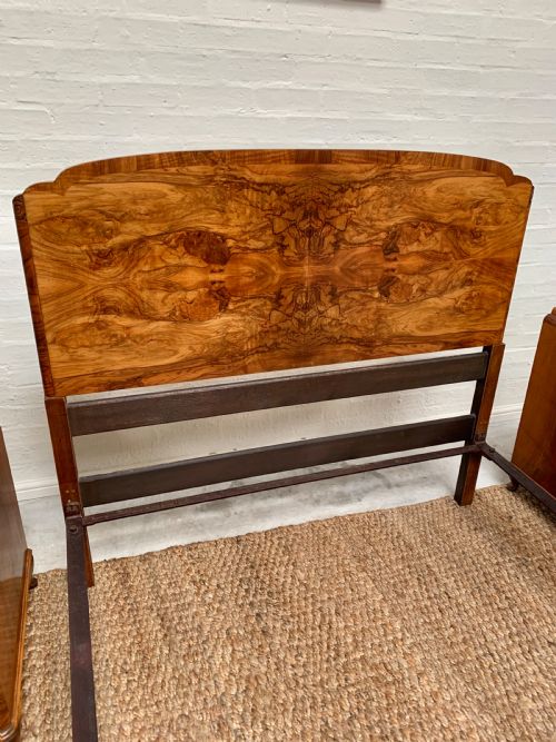 QUALITY FIGURED WALNUT DOUBLE BED - ADDITIONAL PHOTO 1