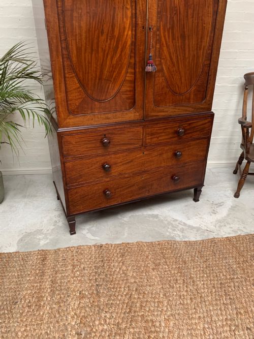 GEORGE IV MAHOGANY LINEN PRESS - ADDITIONAL PHOTO 2