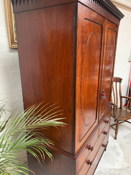 GEORGE IV MAHOGANY LINEN PRESS - ADDITIONAL PHOTO 6