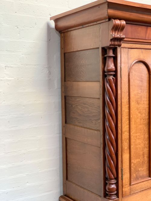 OAK LINEN CHEST - ADDITIONAL PHOTO 5