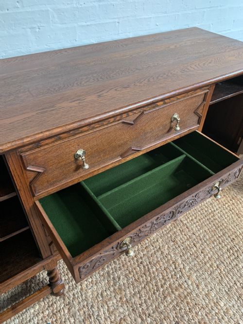 20TH CENTURY IPSWICH OAK SIDEBOARD - ADDITIONAL PHOTO 14
