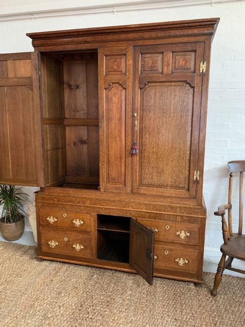 LATE GEORGIAN OAK PRESS CUPBOARD - ADDITIONAL PHOTO 14