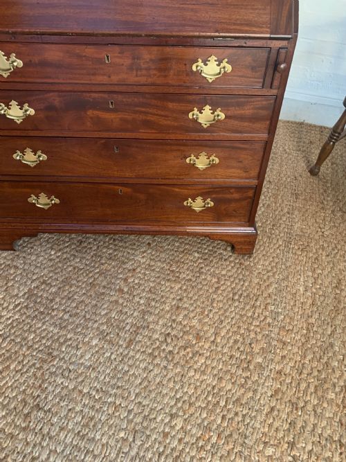 GEORGIAN MAHOGANY BUREAU - ADDITIONAL PHOTO 20