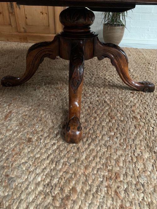 VICTORIAN BURR WALNUT COFFEE TABLE WITH INTRICATE INLAY DESIGN - ADDITIONAL PHOTO 4