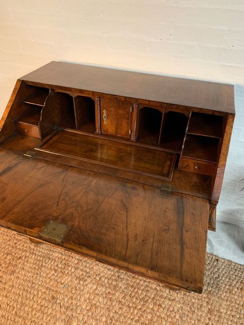 VICTORIAN BURR WALNUT BUREAU BEAUTIFUL CONDITION 19TH CENTURY - ADDITIONAL PHOTO 3