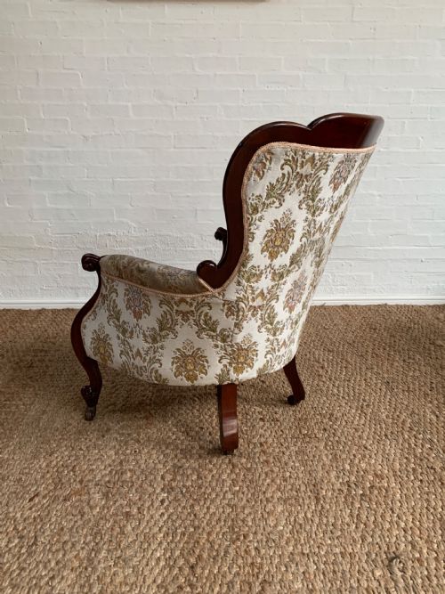 ELEGANT VICTORIAN MAHOGANY GENTLEMANS ARMCHAIR WITH SCROLL ARMS - ADDITIONAL PHOTO 4
