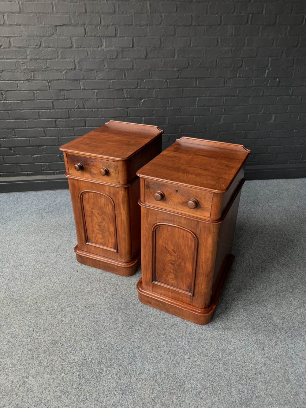 Pair Of Antique Victorian Flame Mahogany Bedside Cabinets